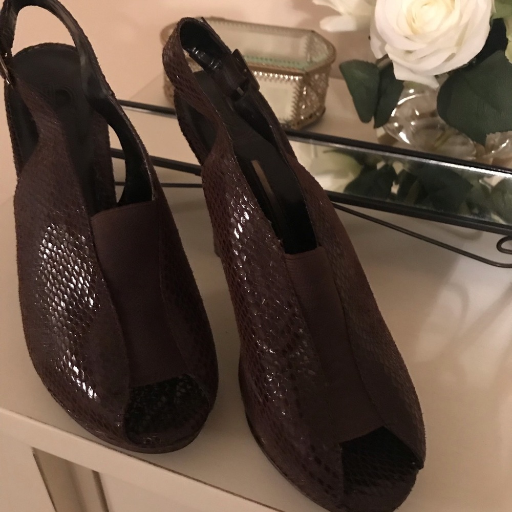 New Direction | Brown Heels - Picture 5 of 8